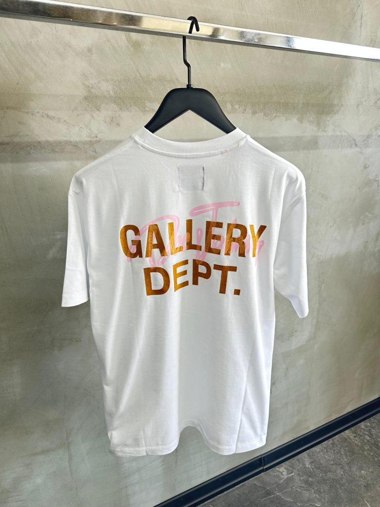 White Gallery Dept body cocktails tee