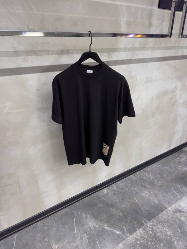 Black burberry check label cotton tee