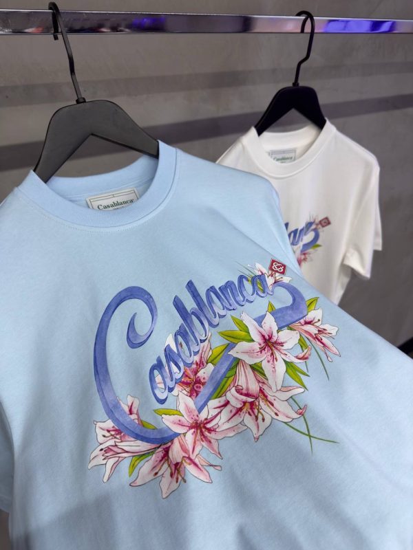 Blue casablanca floral logo graphic cotton tee - Image 3