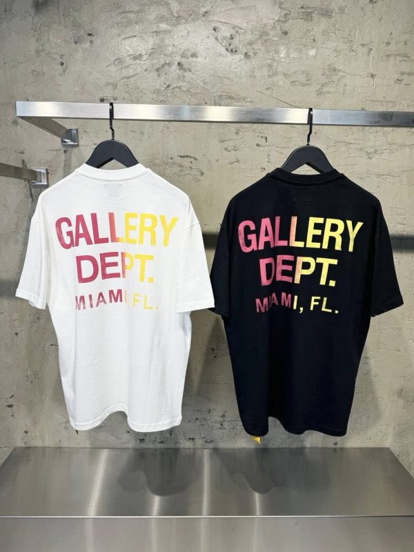 Black gallery dept boardwalk cotton tee - Image 4