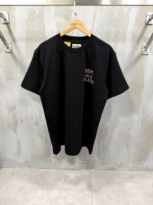 Black gallery dept print cotton tee - Image 2