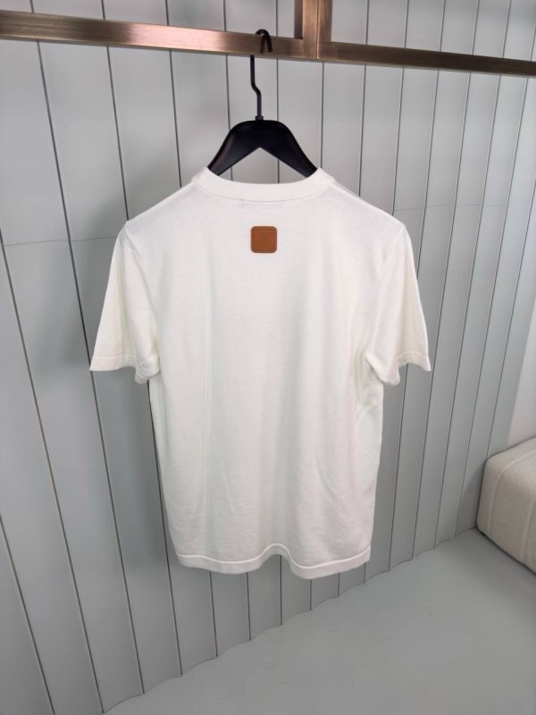 White LV VVN patch cotton tee - Image 3