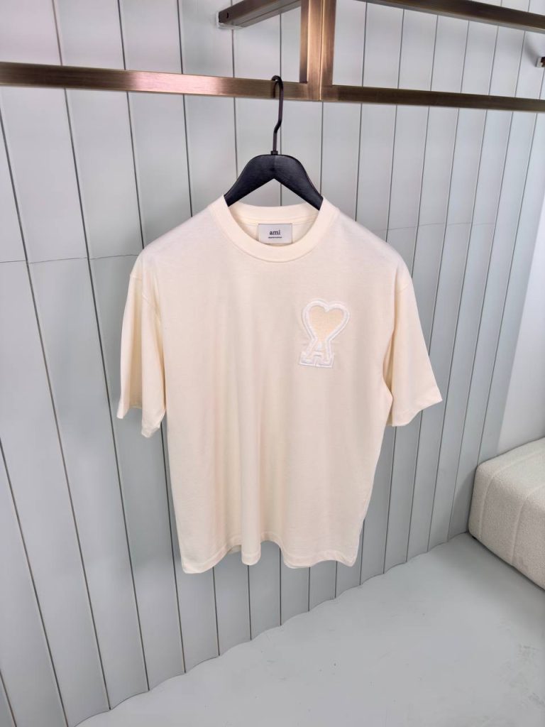 Beige Ami paris logo patch embroidered cotton tee