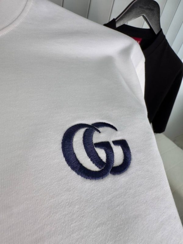 White gucci double G embroidered cotton tee - Image 4