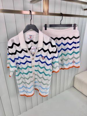 White casablanca wavy gradient crochet short set