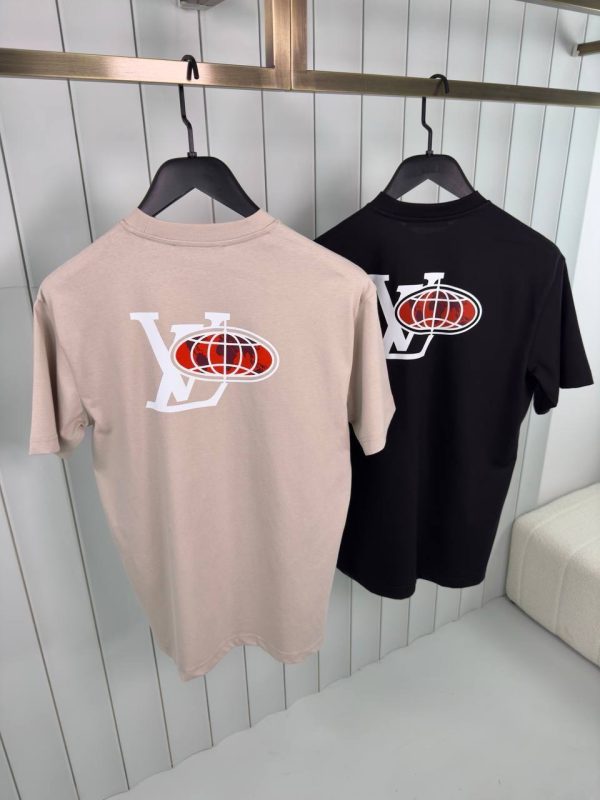 Black LV embellished graphic cotton tee - Image 3
