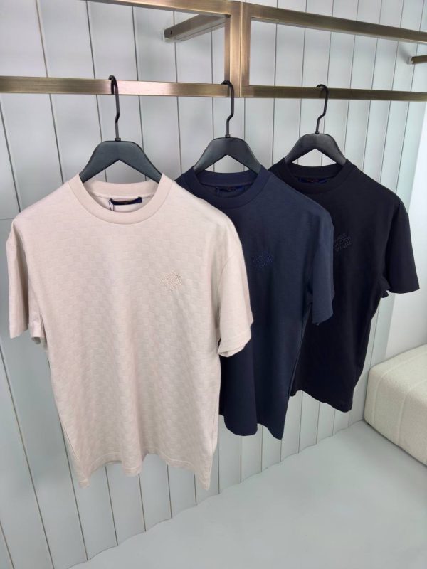 Beige LV damier cotton piqué tee - Image 4