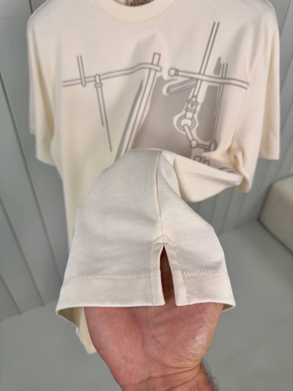 Beige hermes harnais en gouache 3D cotton tee - Image 5