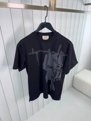 Black hermes harnais en gouache 3D cotton tee