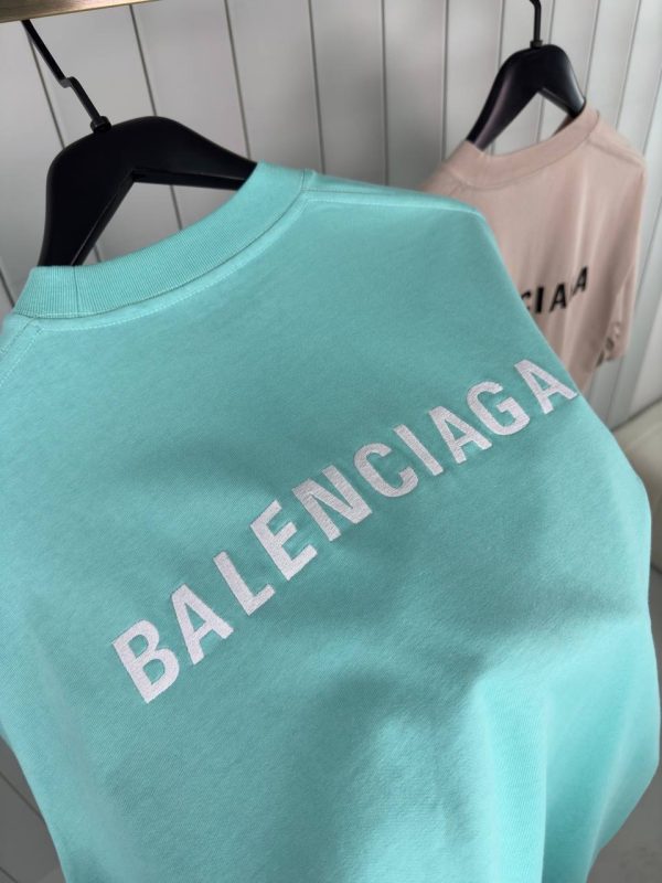 Green pastel balenciaga vintage cotton tee - Image 5