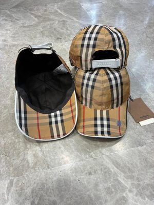 Beige burberry plain cotton cap