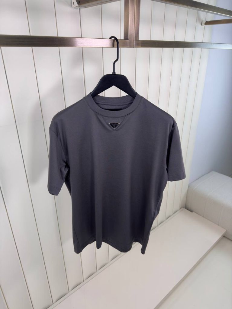 Gray prada neck logo cotton tee