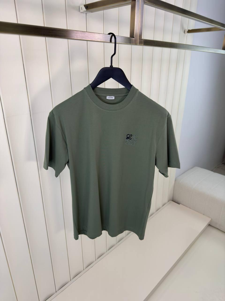 Green loewe embroidered logo cotton tee