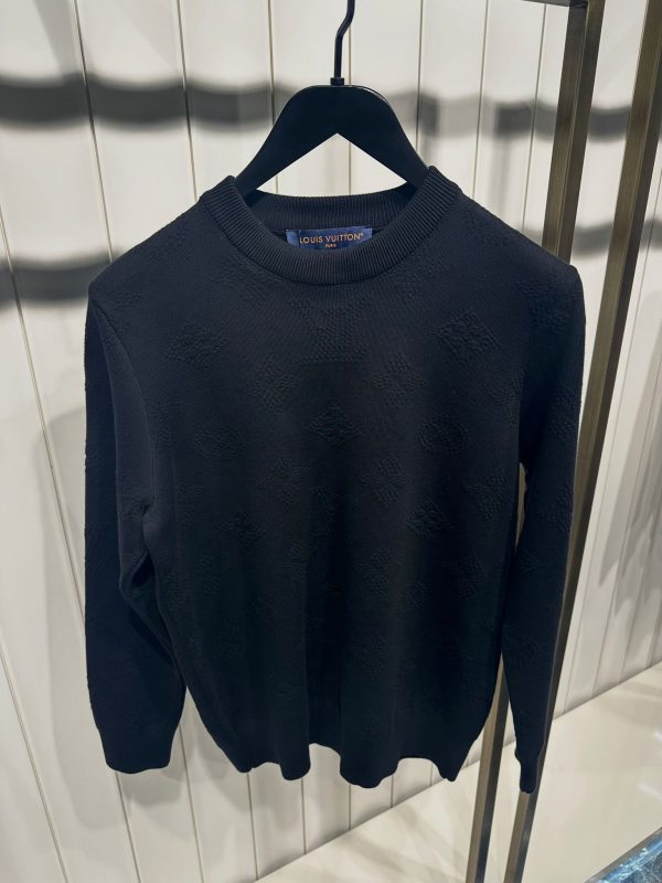 Black LV monogram pull embossed cotton sweatshirt - Image 6