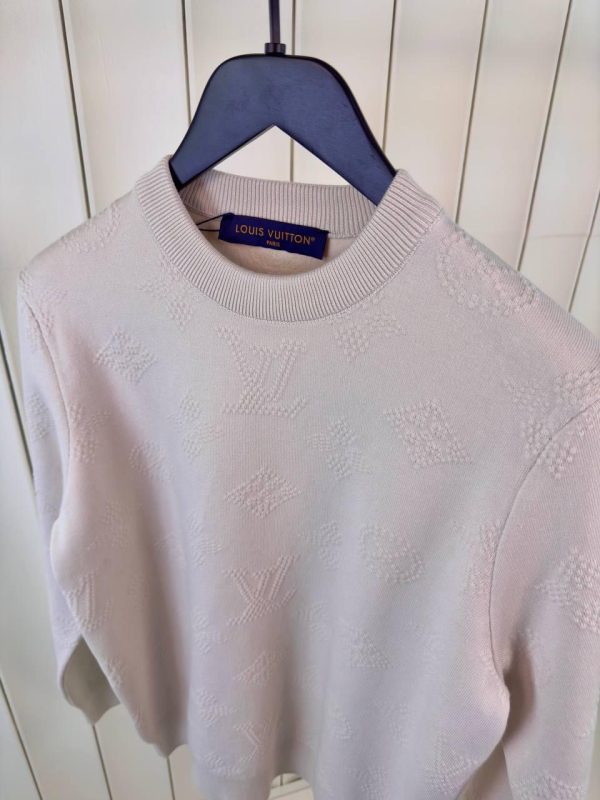 Beige LV monogram pull embossed cotton sweatshirt - Image 4