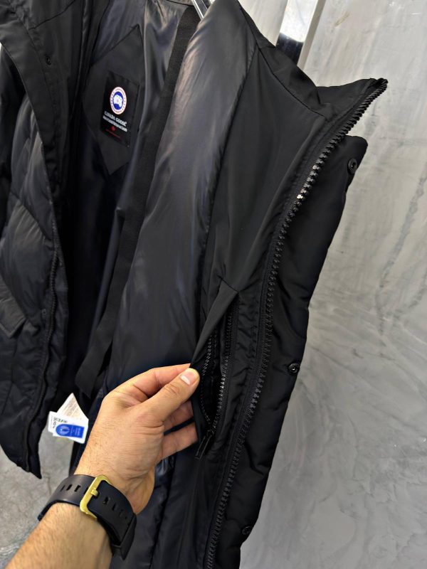 Black canada goose armstrong power down jacket - Image 9