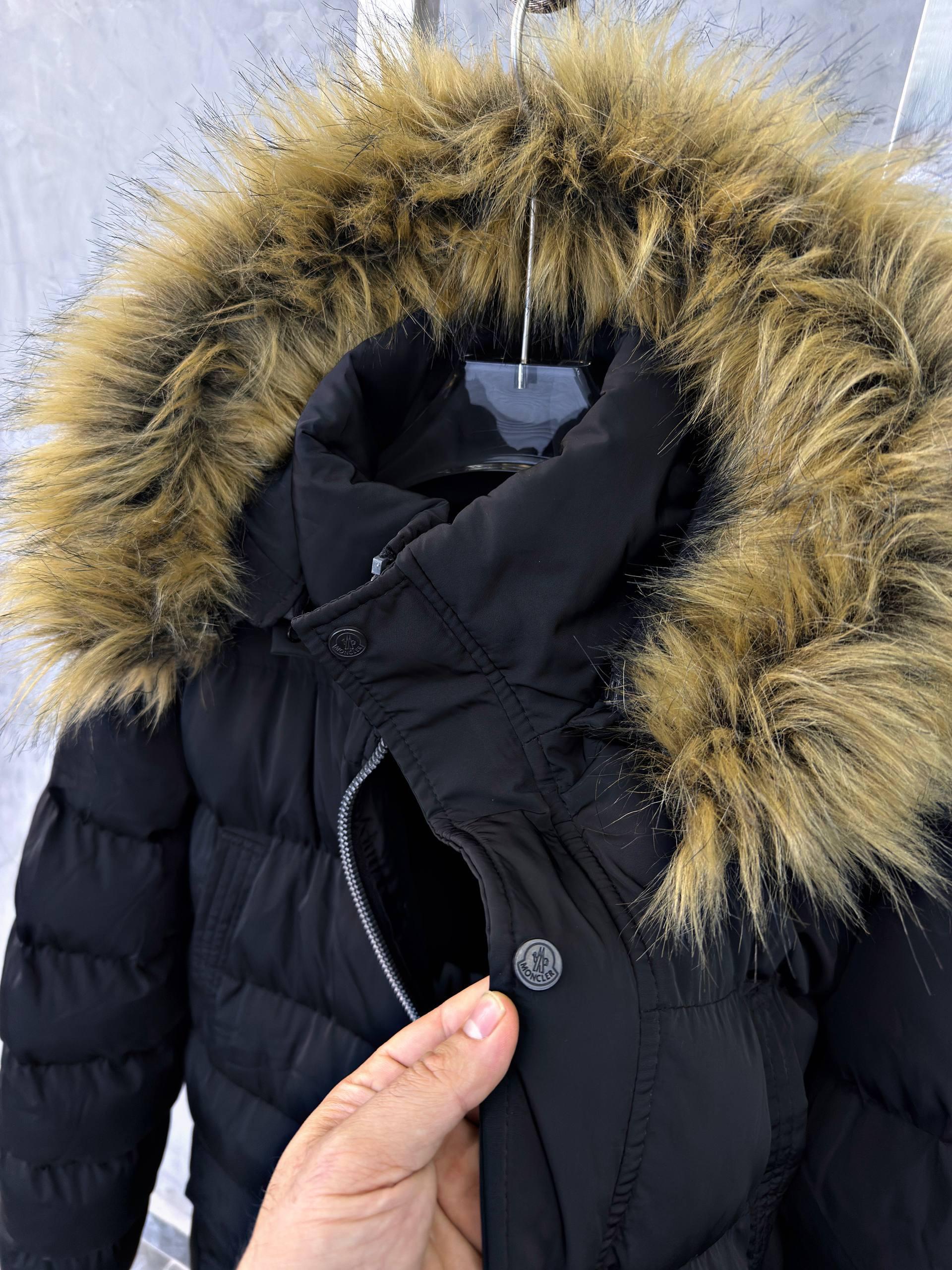 Black Moncler Cluny fur trimmed hood quilted puffer jacket - Image 5