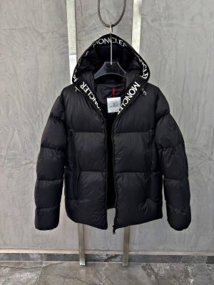 Black Moncler Montcla Short Down puffer Jacket