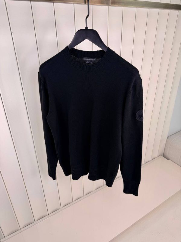 Black canada goose rosseau crewneck sweater - Image 4