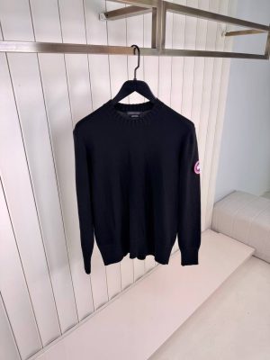 Black canada goose rosseau crewneck sweater