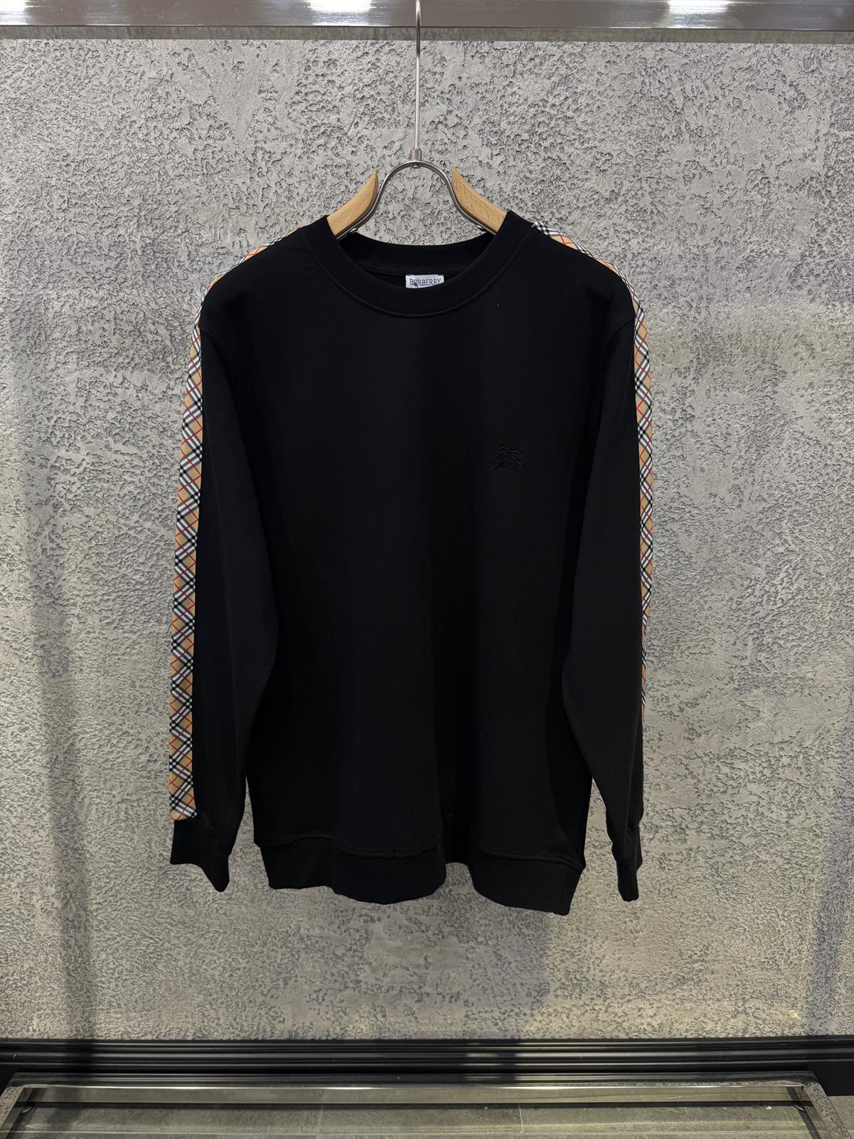 Black Burberry sleeves check trim cotton sweatshirt