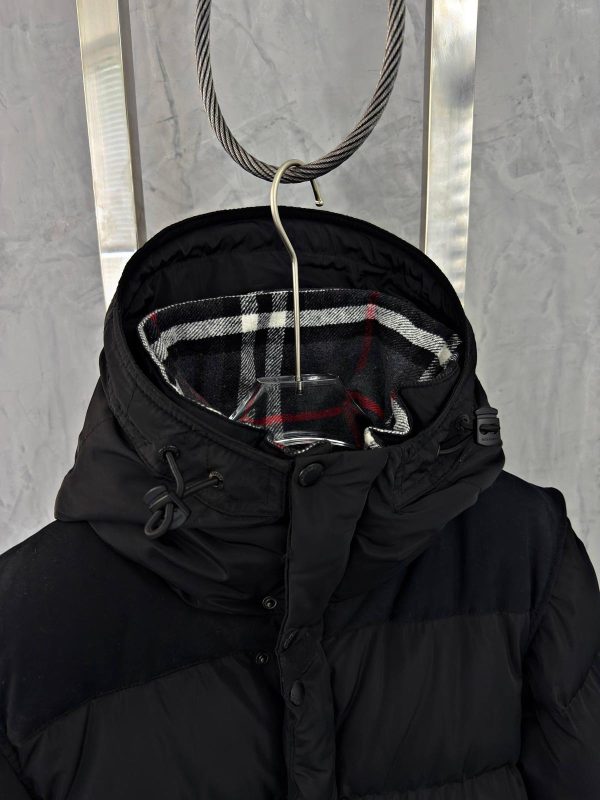 Black burberry london removable sleeve hooded puffer jacket - Image 9