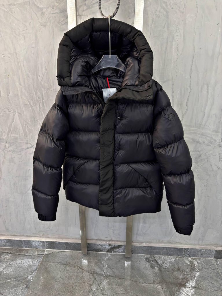 Black Moncler Madeira nylon down jacket