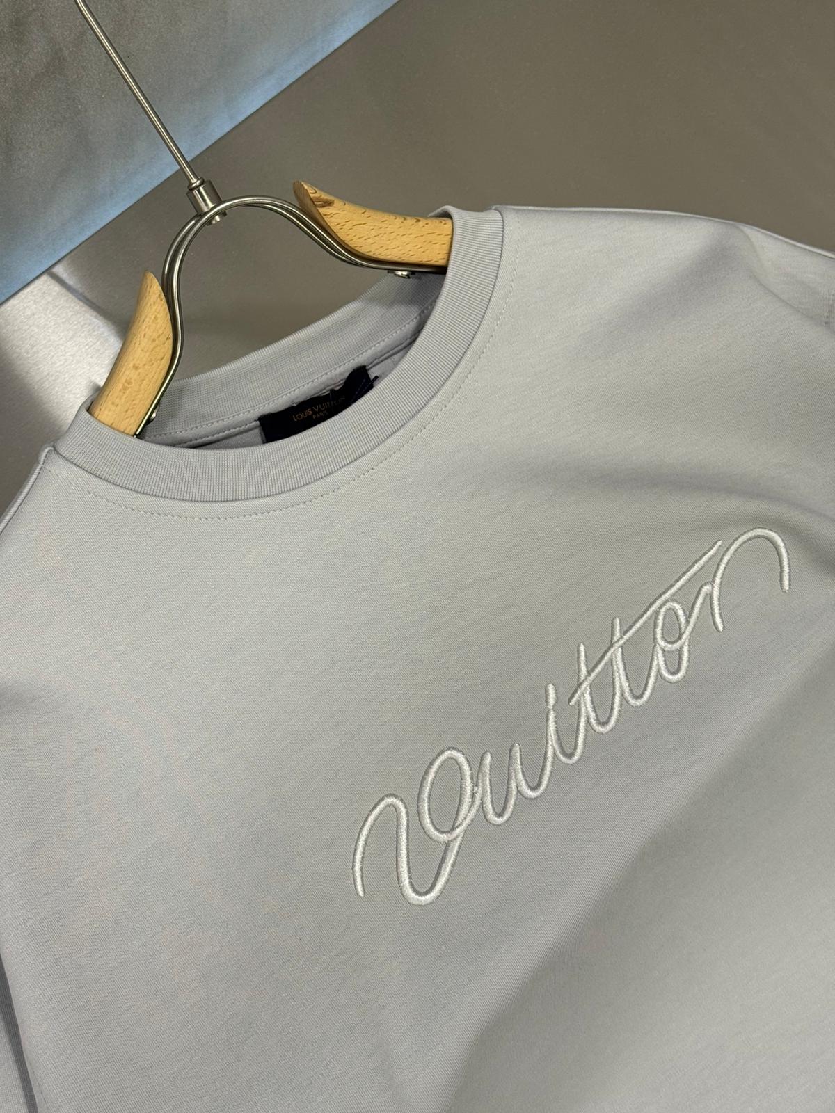 Gray Louis Vuitton Embroidered Cotton Crewneck sweatshirt - Image 4