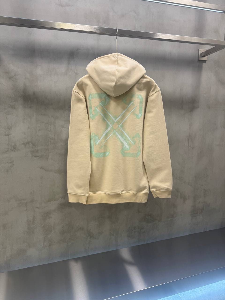 Beige Off-white vibe arrow skate hoodie