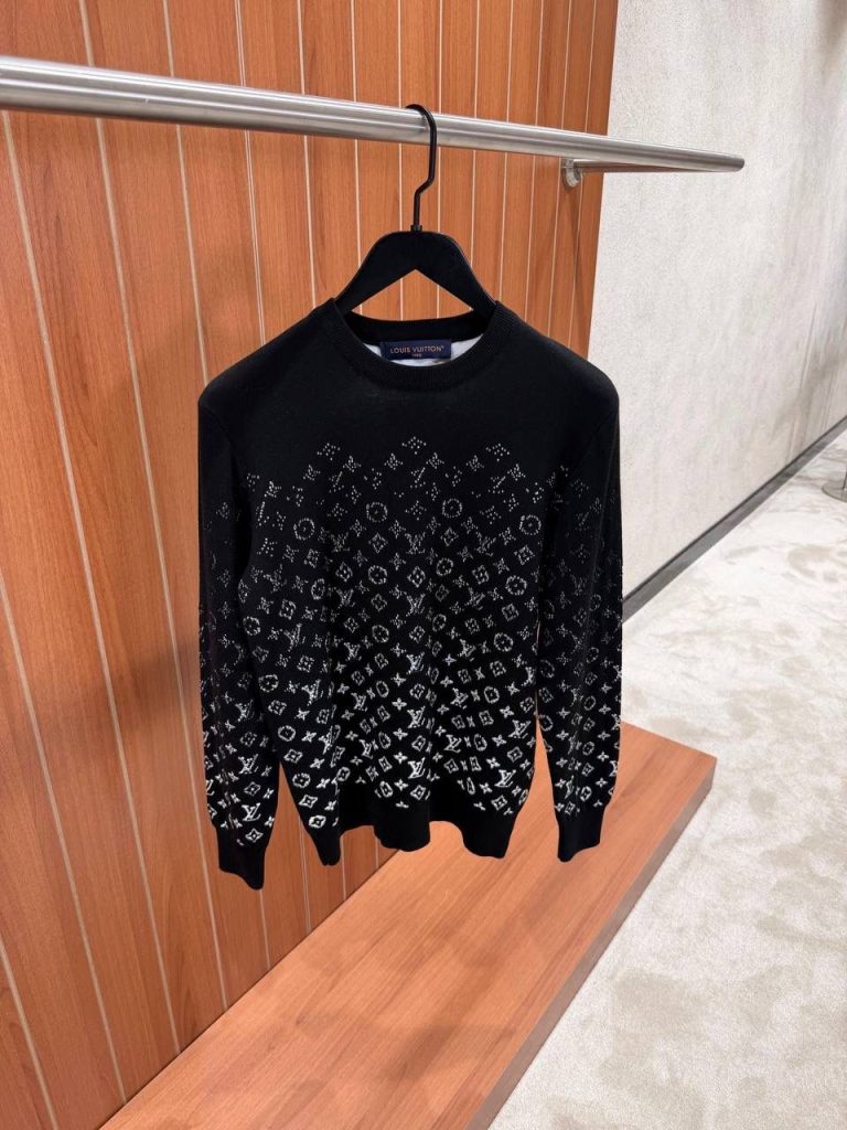 Black LVSE monogram degrade crewneck sweatshirt