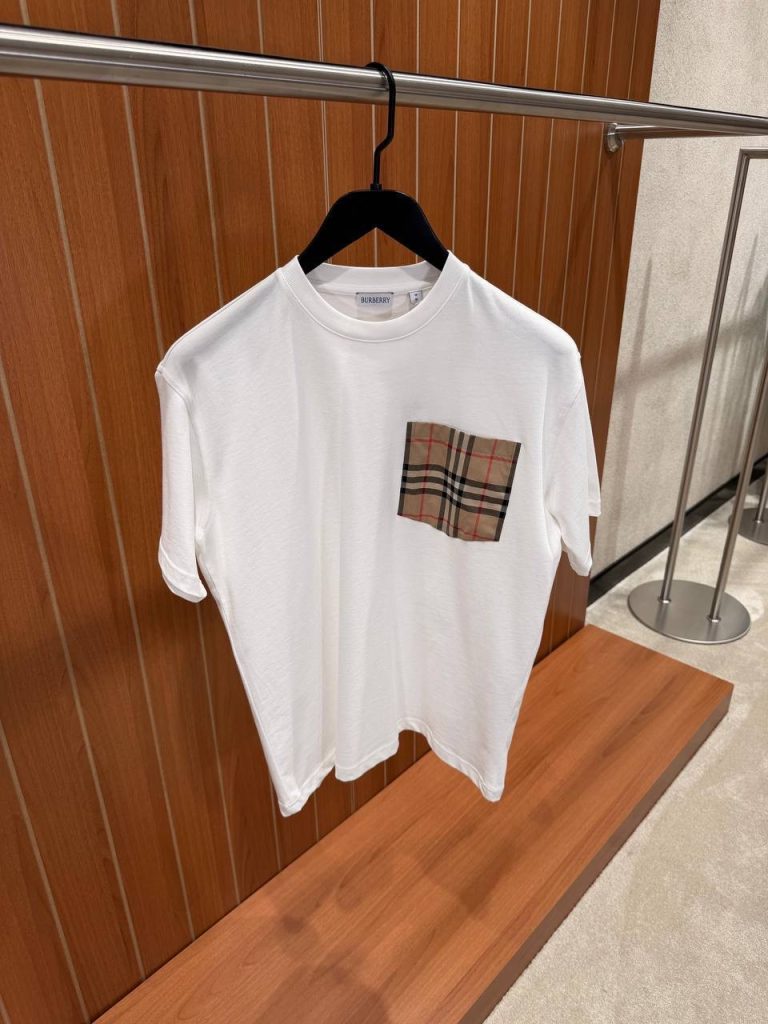 White Burberry check pocket cotton tee