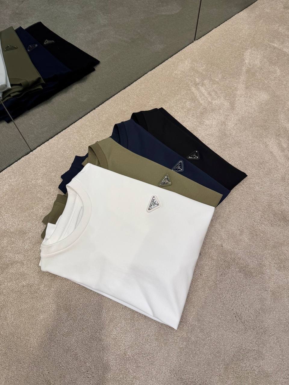 Green prada logo tone cotton relaxed tee - Image 2