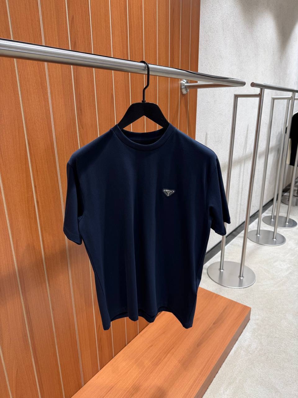 Navy prada logo tone cotton relaxed tee