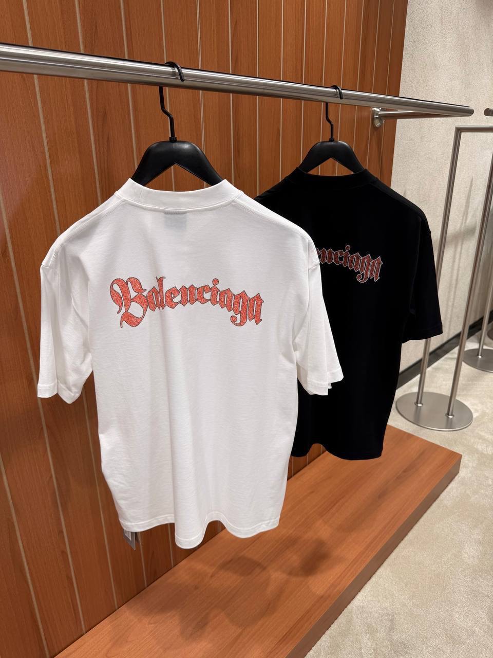 White Balenciaga Spiral Crest graphic print cotton tee - Image 7