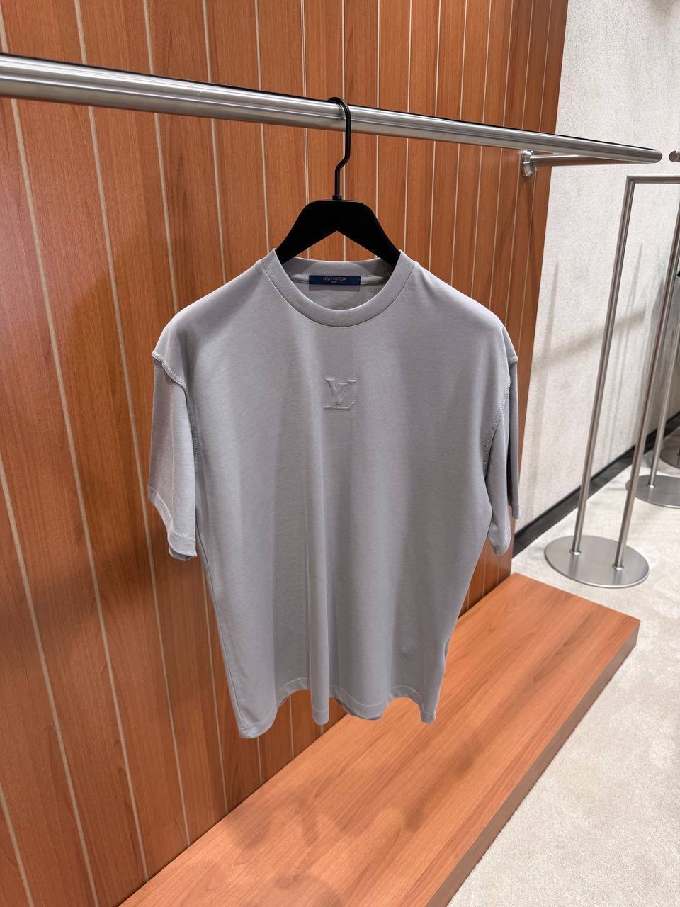 Gray LV embossed tee