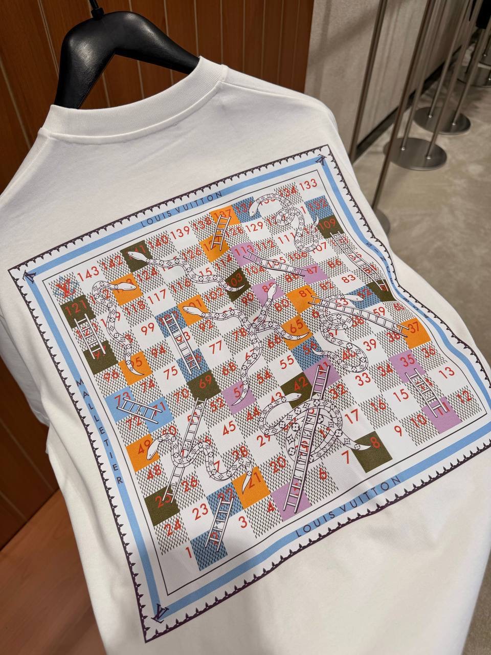 White LV Snakes and Ladders motif printed cotton tee - Image 3