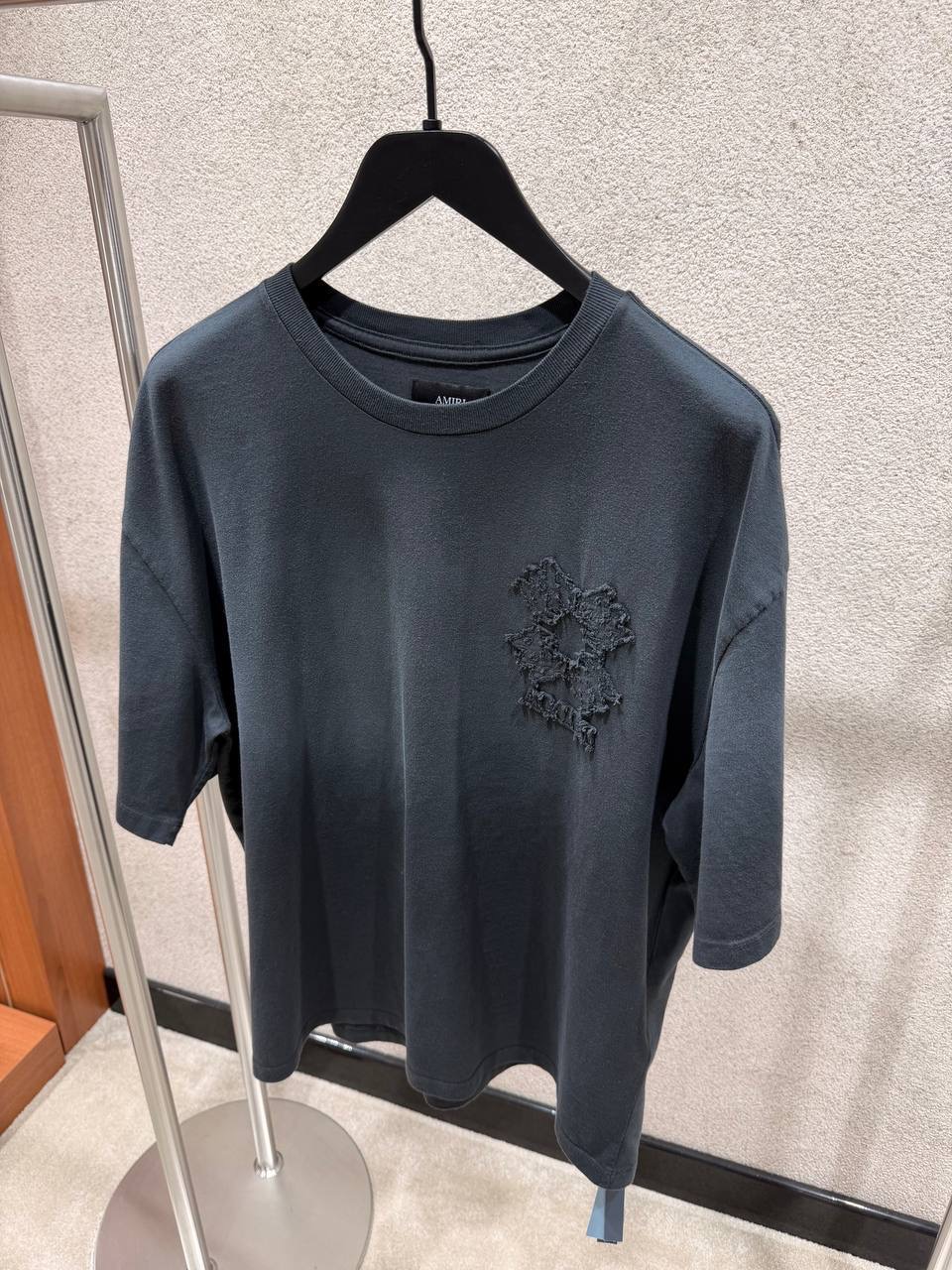 Black Amiri MA Quad distinct textured embroidered logo cotton tee - Image 3