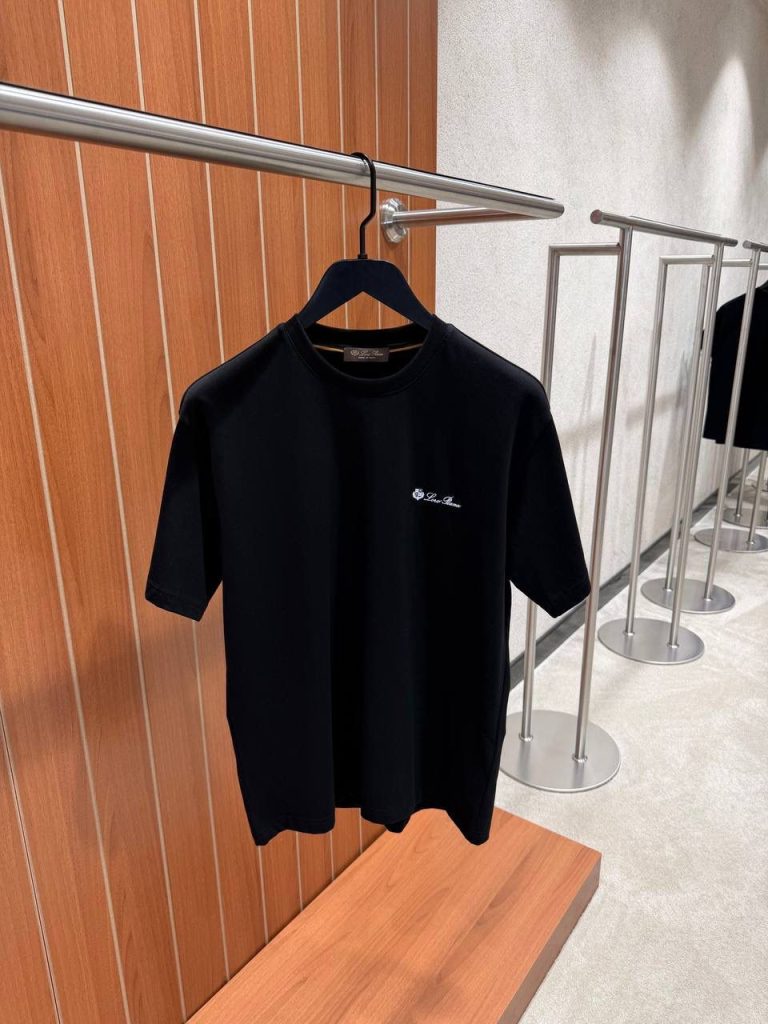 Black loro piana logo emblem cotton tee
