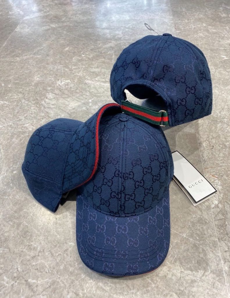 Navy Gucci GG canvas baseball cap