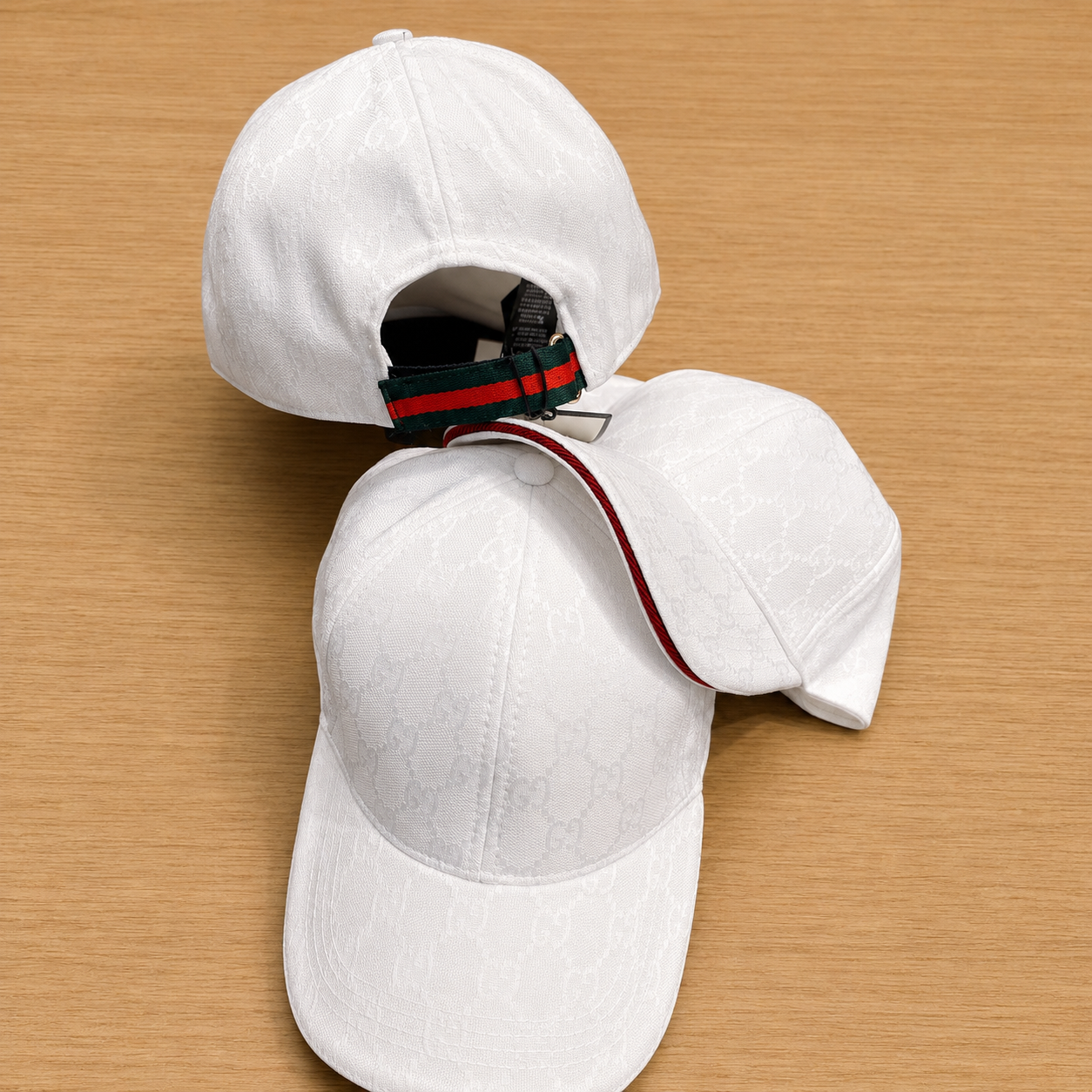 White Gucci GG canvas baseball cap