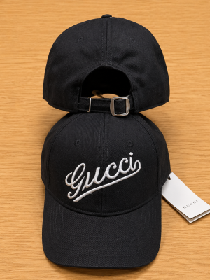 Black Gucci script embroidery baseball cap