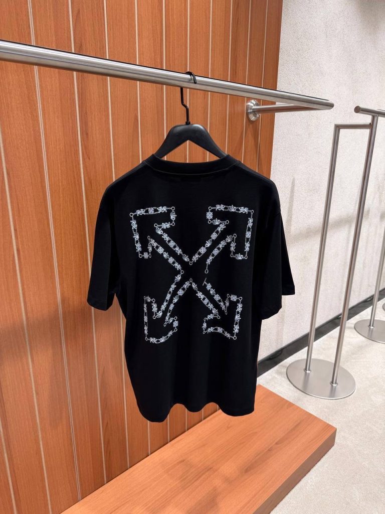 Black Off-white chain arrow skate cotton tee