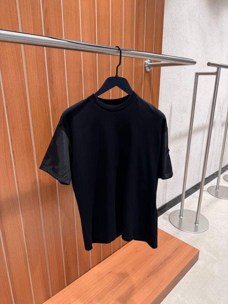 Black Prada sleeve triangle logo plaque cotton t-shirt
