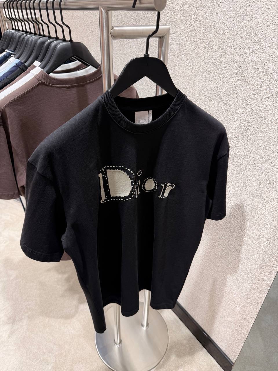 Black Dior reverse logo relaxed fit cotton tee - Image 2