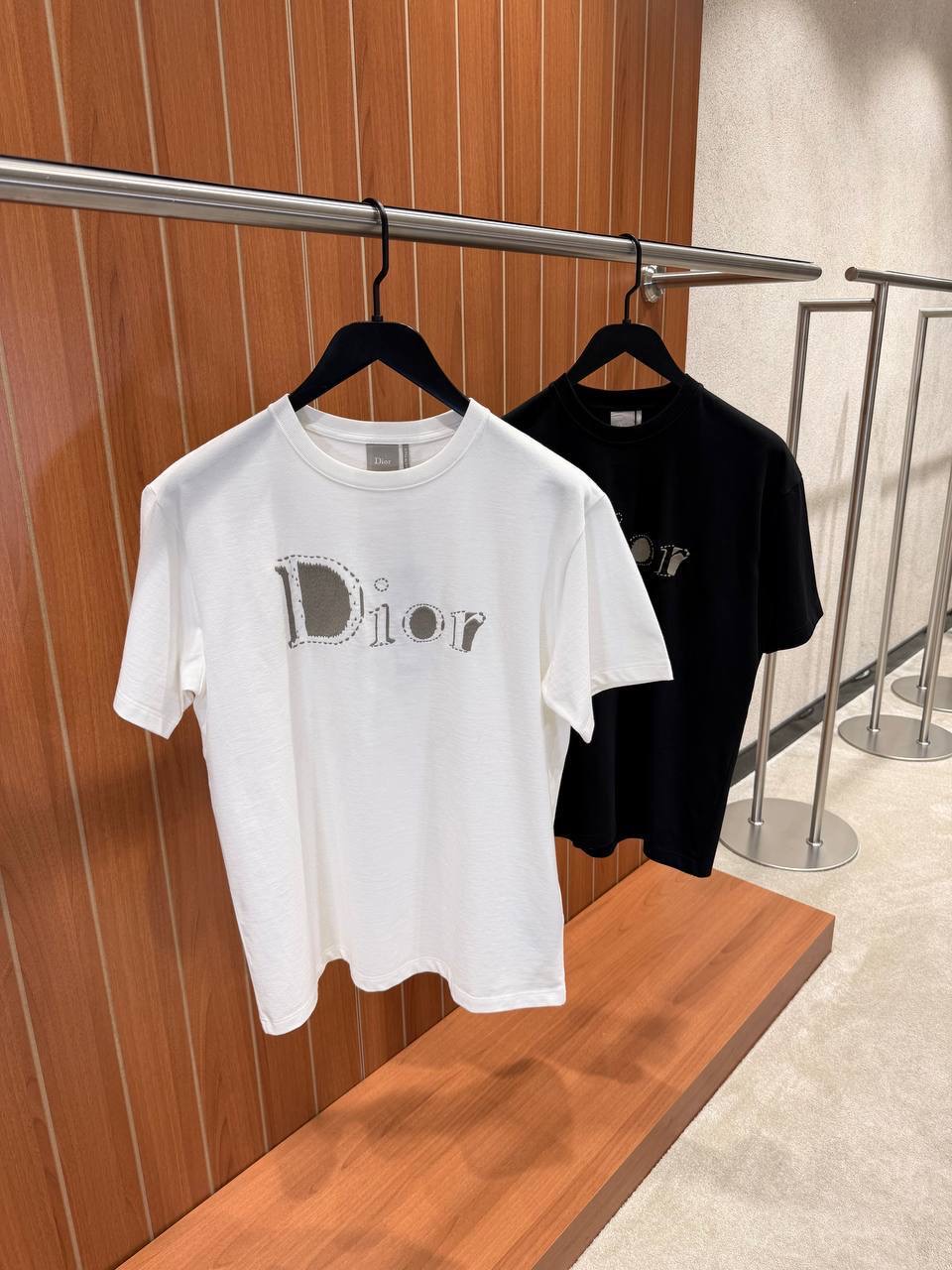 White Dior reverse logo relaxed fit cotton tee - Image 6