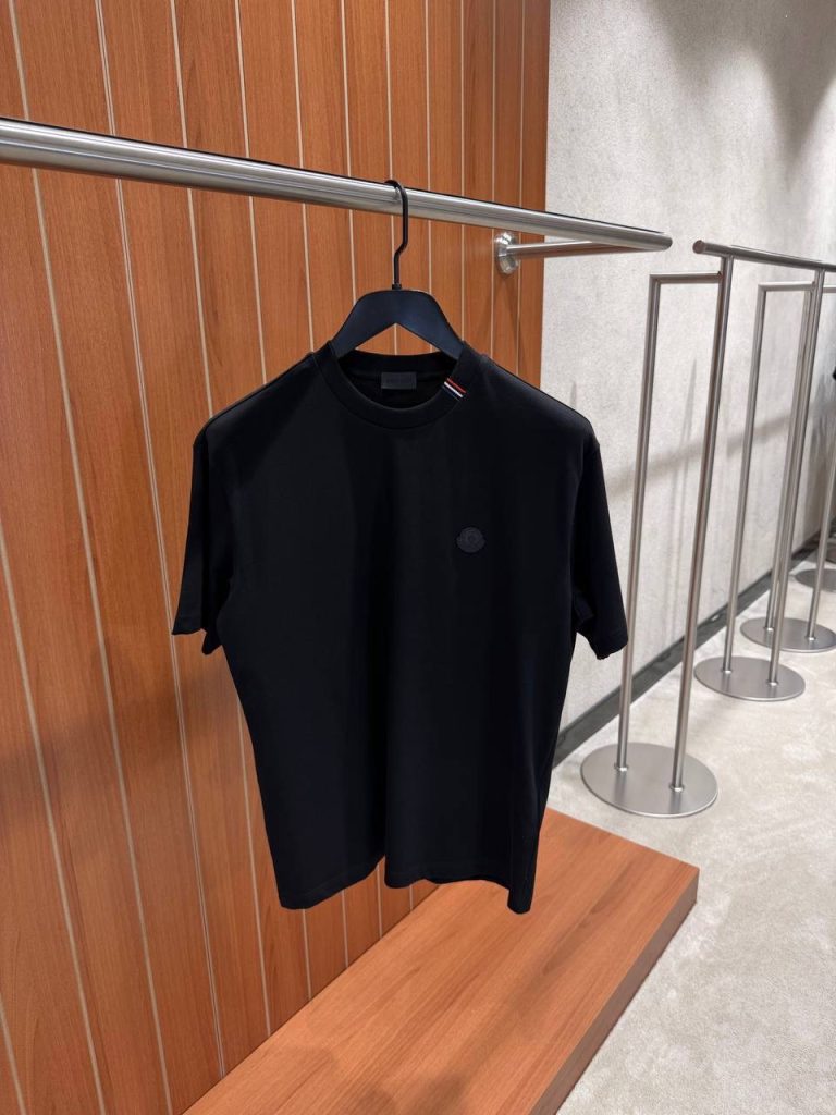 Black Moncler silicone logo patch and tricolour trim cotton t-shirt