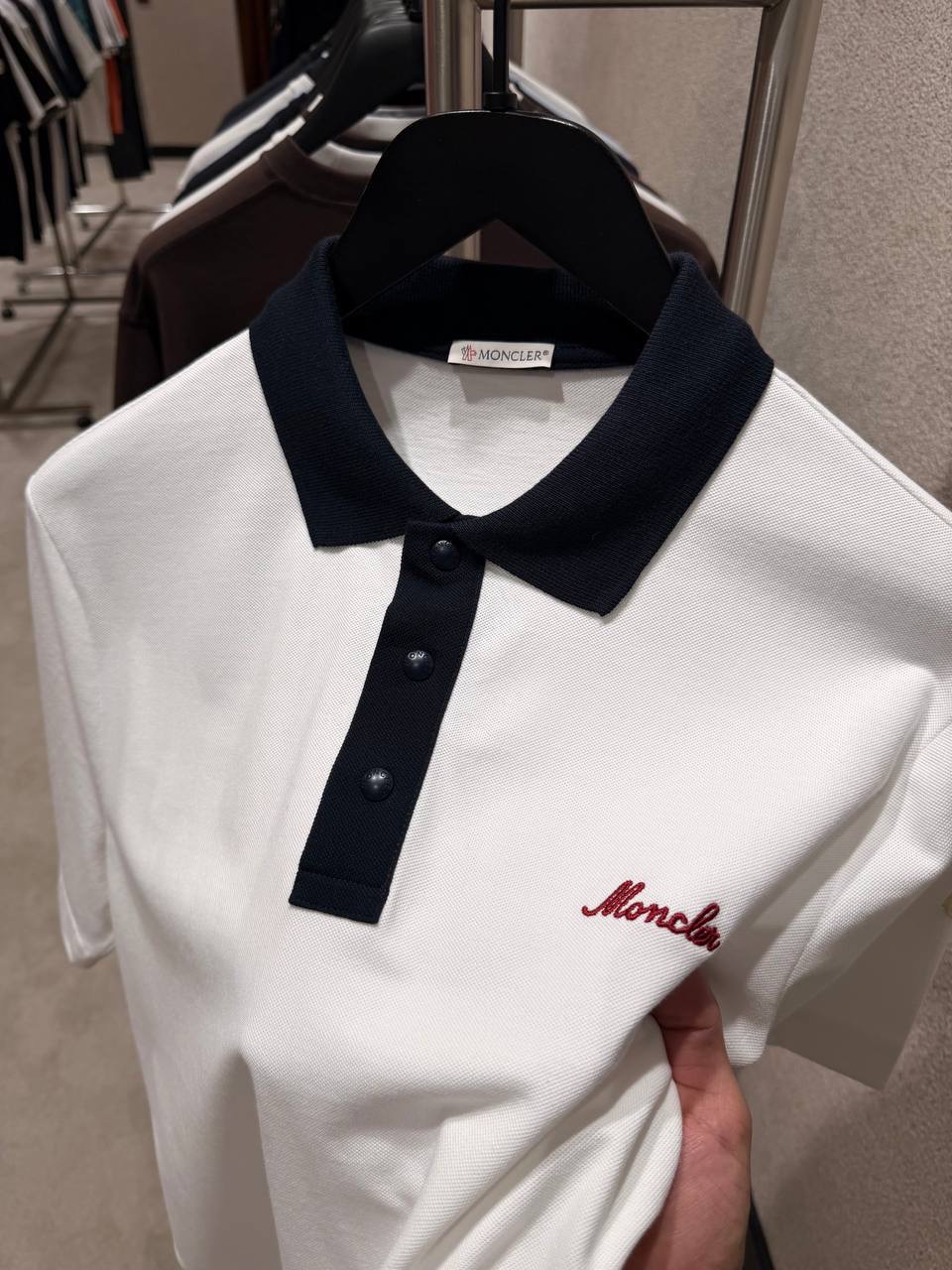 White Moncler embroidered logo cotton piquet polo shirt - Image 5