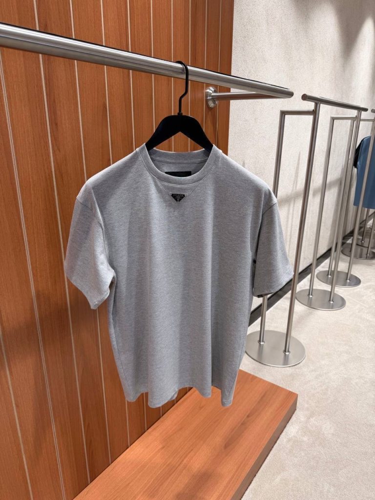 Gray Prada aviator enameled metal triangle neck logo cotton tee