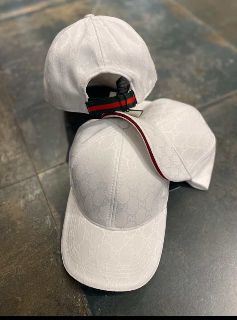 White Gucci GG canvas baseball cap