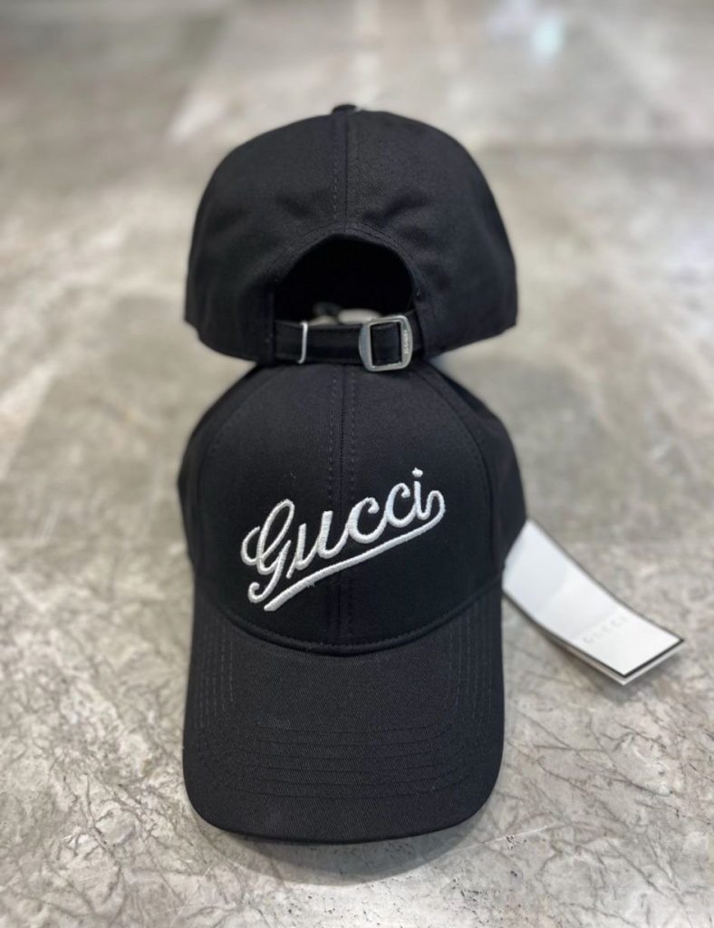 Black Gucci script embroidery baseball cap